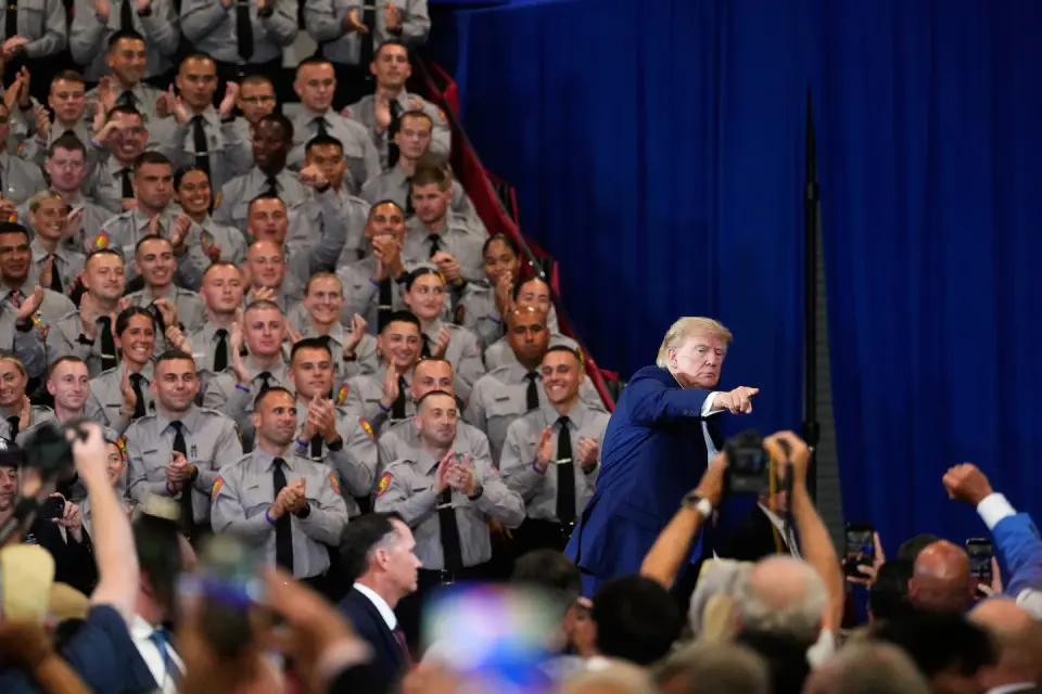 Trump courts Long Island to rally GOP posture ahead of midterms