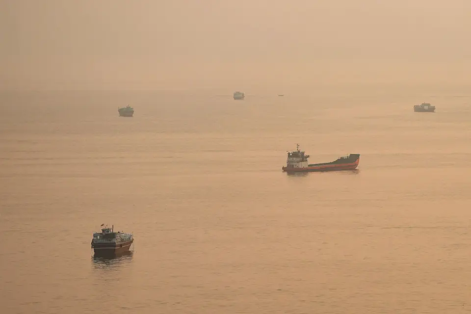 Iran Escalates Hormuz Attacks to Spike Oil Prices Before US Midterms