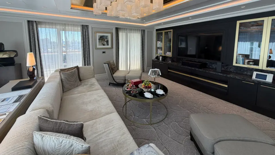 Cruise Lines Pivot to High-End Suites as Luxury Fleet Expands