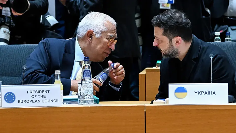 Ukraine peace talks stall as EU scrambles for €70B and US midterms loom