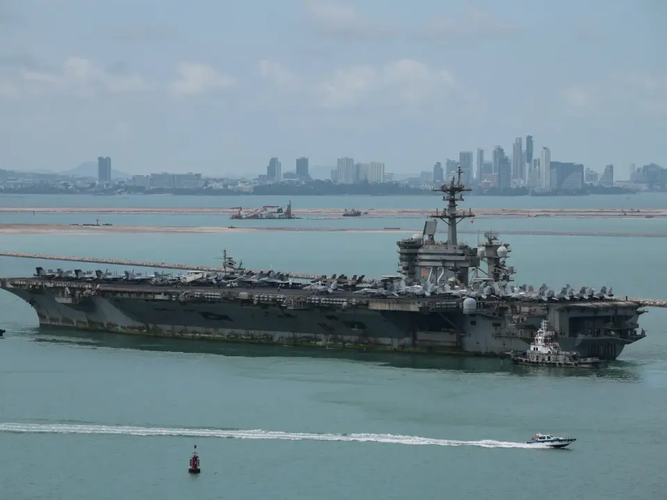 USS Abraham Lincoln Docking in Thailand Ends Record 286-Day Deployment
