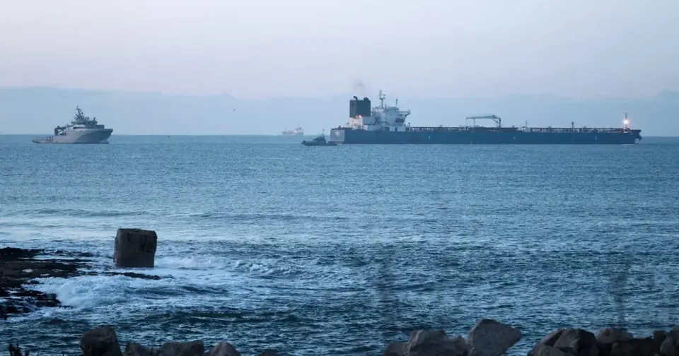 UK intercepts Russian shadow fleet tanker in Channel, curbing Moscow's oil revenue