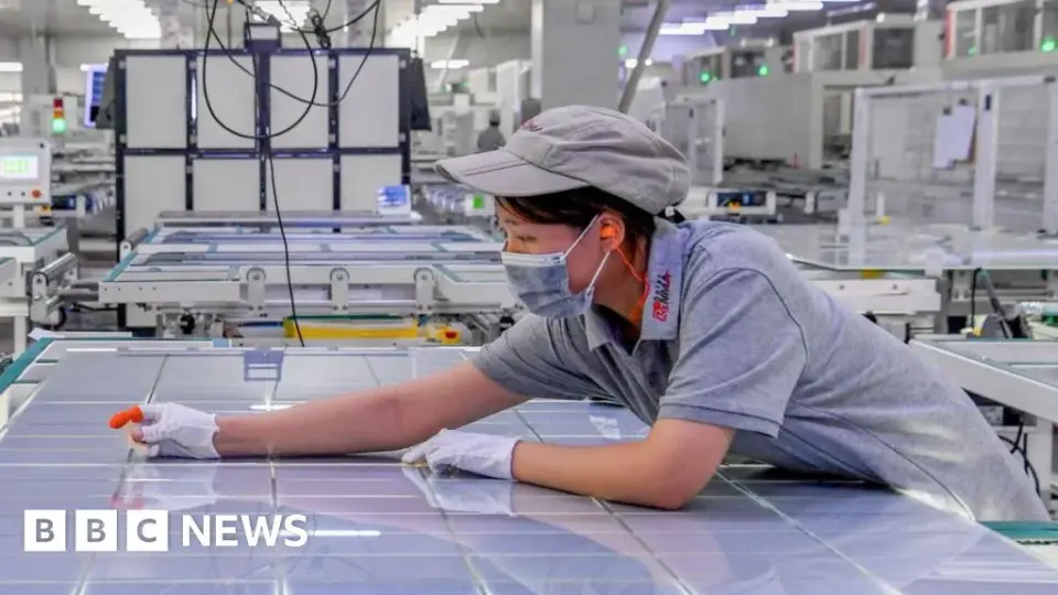 Trump Slaps 15% Tariff on Polysilicon to Curb China’s Chip Advantage