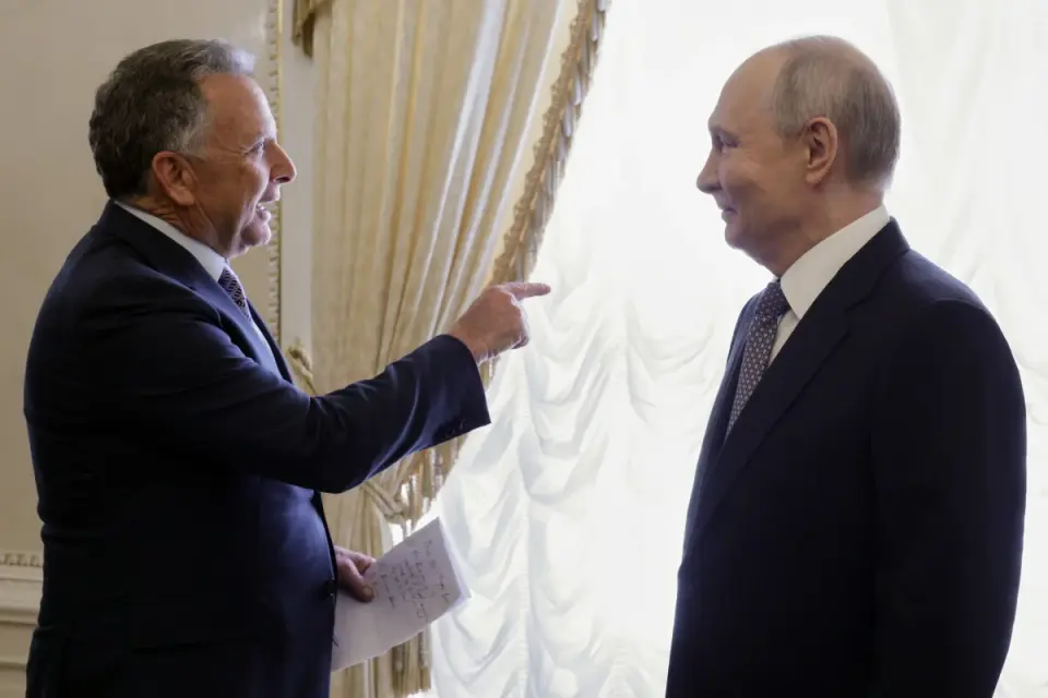 Putin agrees to resume trilateral Ukraine talks as Witkoff secures release of detained American