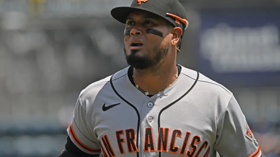 Phillies upgrade with Luis Arraez, reshaping infield at deadline