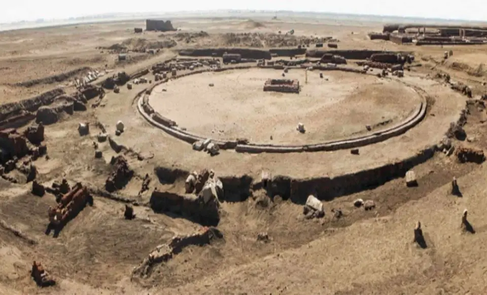 Nile-Linked Circular Temple Unearthed in Egypt’s Pelusium