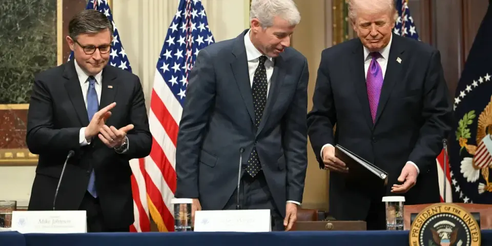 Trump Uses Wartime Authority to Bolster Domestic Fossil Fuel Push