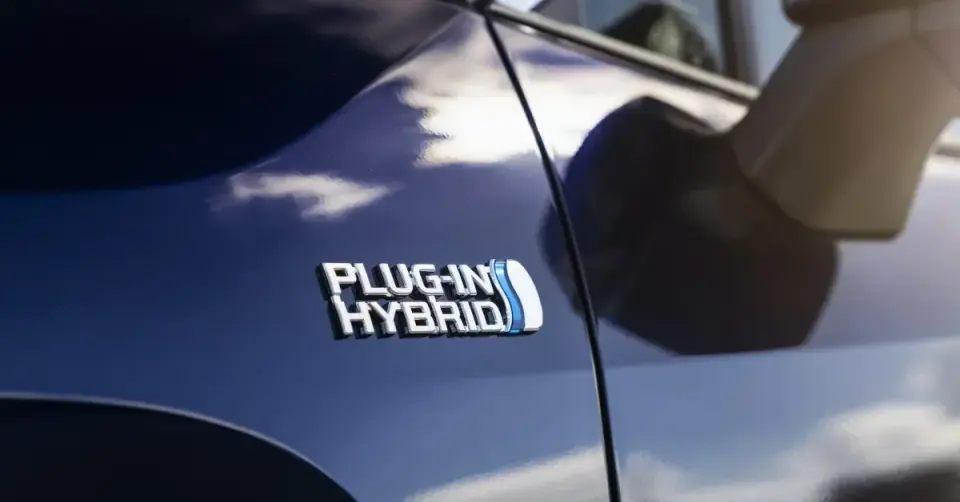 EU Plug-in Hybrids Emit Six Times Official Ratings as Industry Fights 2027 Rule Changes
