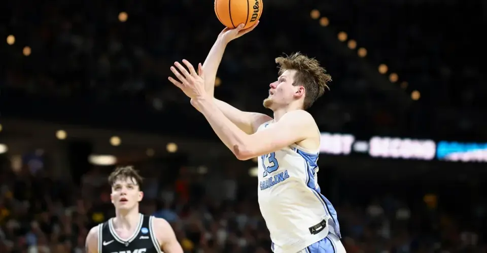 Hawks vault up to 52, nab 7-foot stretch big Henri Veesaar