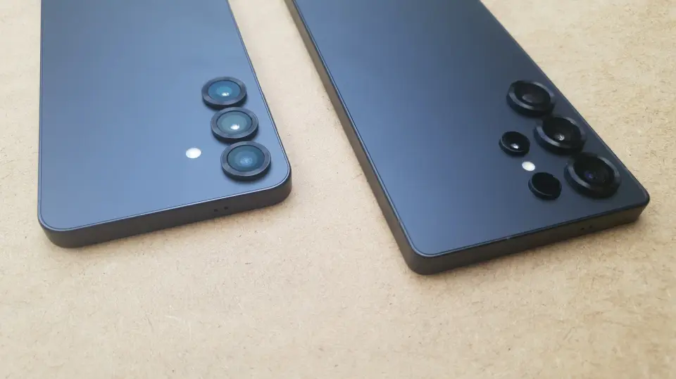 Samsung’s 2026 Update Cycle: One UI 9 Expands While Older Flagships Face Support End