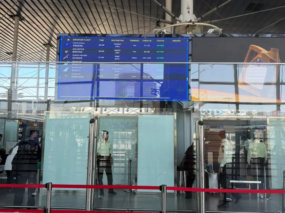 UAE Halts Iranian Flights as US Sanctions Force Regional Aviation Isolation