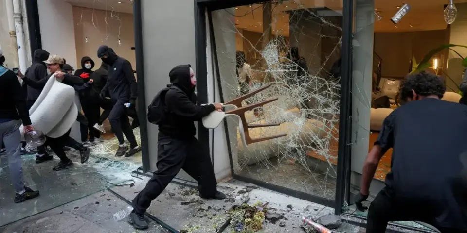 France summons tech firms to purge looted goods from online marketplaces