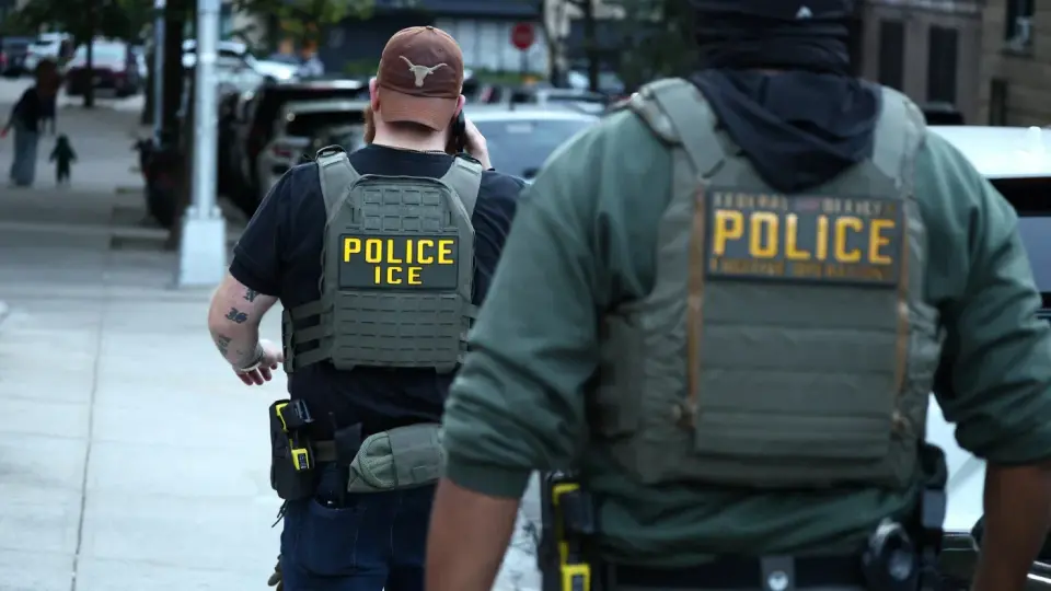 Volunteers Mobilize to Counter ICE Presence Near Midterm Polling Sites