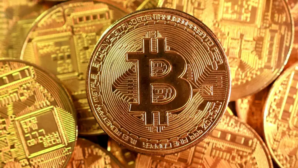 Bitcoin Breaks $80K Amid ETF Flows and Risk Appetite