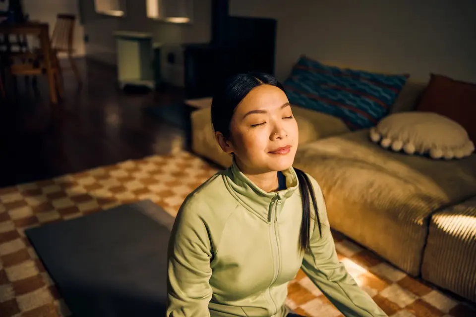 Two-Minute Meditation Sparks Brain Relaxation, New Study Finds
