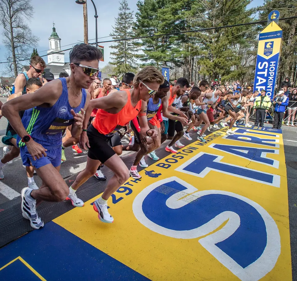 Nike’s Boston Sign Backlash Triggers Rival Running-Brand Countermoves