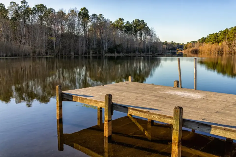 Memorial Day winds fatally strike diner at SC lakeside restaurant