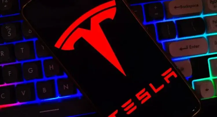 Who Really Owns Tesla Stock as Q1 Earnings Loom
