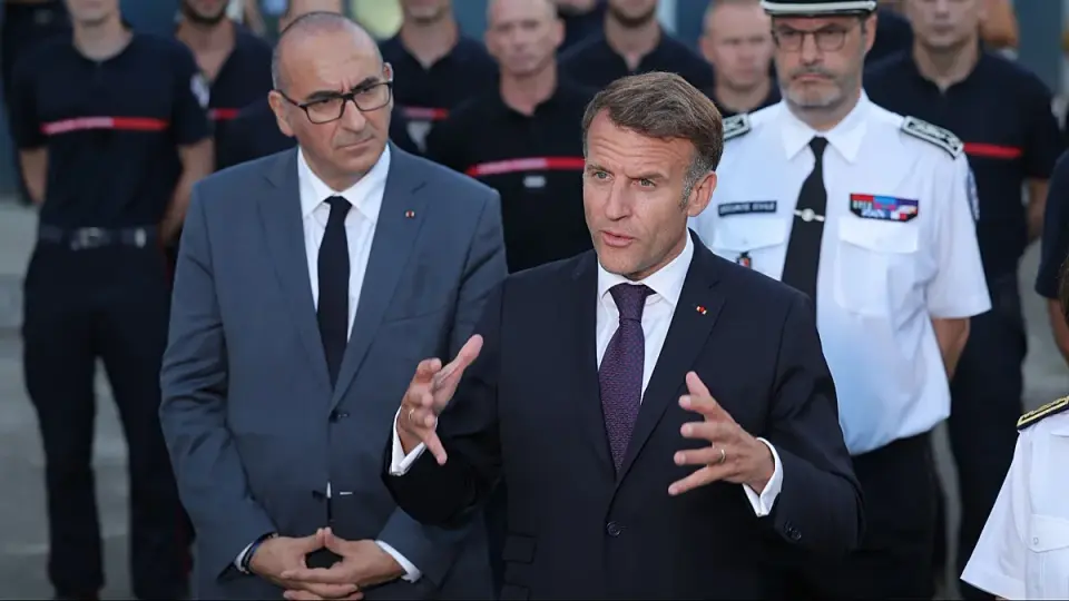 Macron Rejects Interior Minister's Resignation Amid Post-Riot Crisis