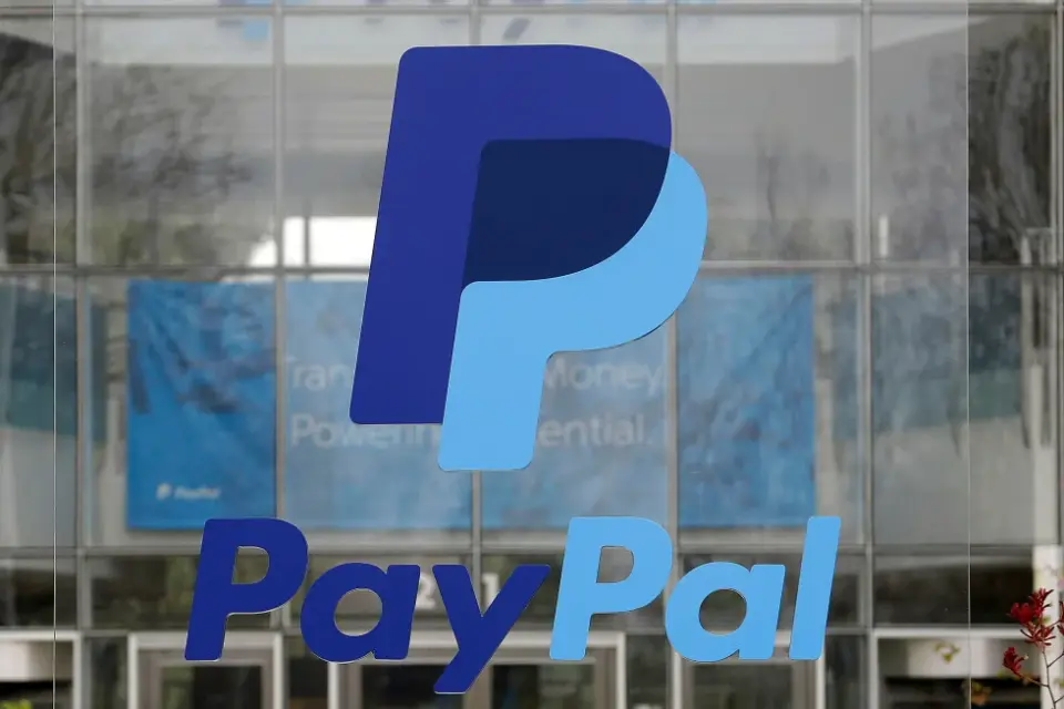 PayPal Faces a Crowded Field in the Online Checkout Race