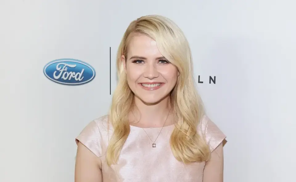 Elizabeth Smart turns trauma into strength as a bodybuilder