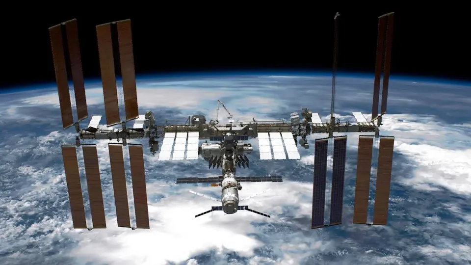 Crew-12 Sheltered in Dragon as ISS air leaks prompted safety pause, then resumed operations