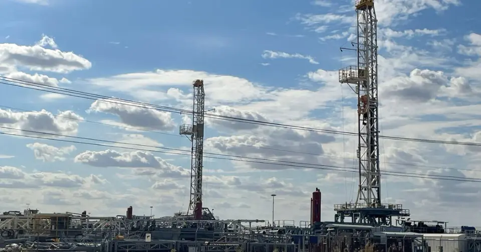 U.S. Oil Holds Fire on Gulf Market Takeover Amid Modest Growth