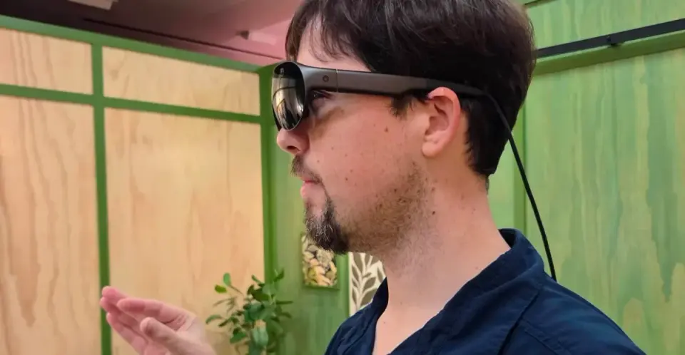 Meta’s VR Glasses Blend Immersion and Reality in a 100g Form Factor