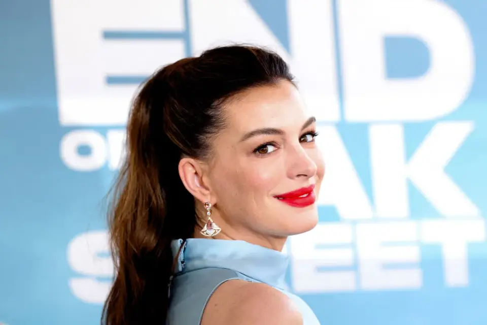 Anne Hathaway caps a blockbuster 2026 with a surprising flop