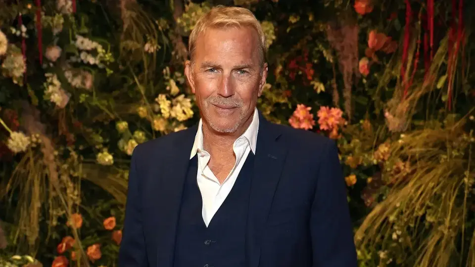 Costner fuels dating chatter after Santa Barbara grocery run with lifestyle coach