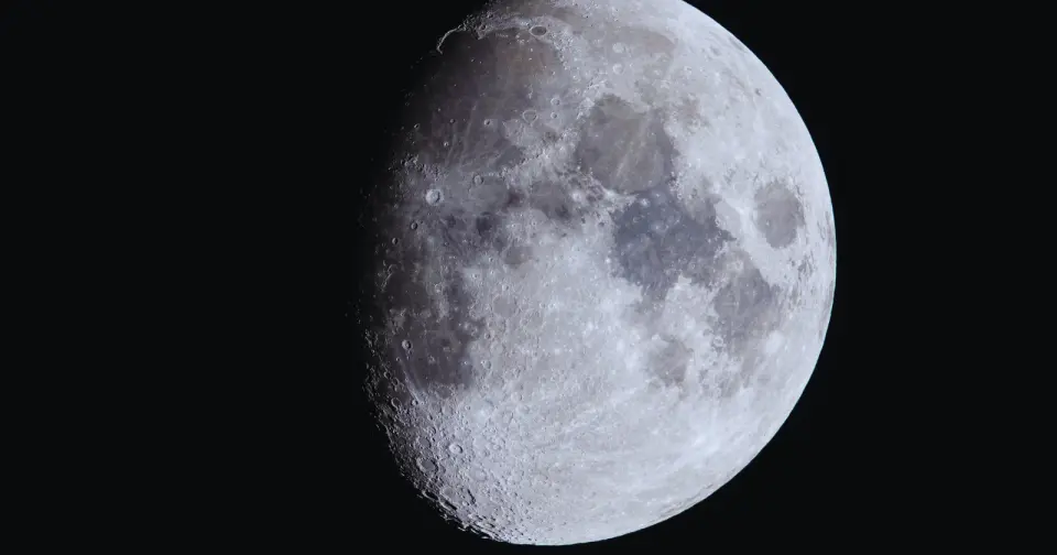 Moon rock ties 3.5-billion-year bombardment across Moon, Earth, and Vesta to life’s dawn