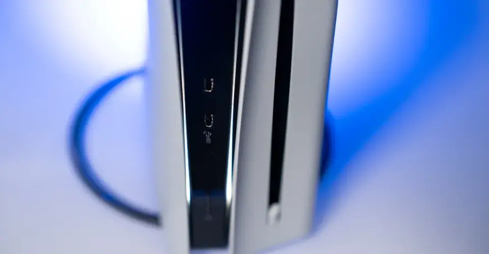 Sony’s last PS disc factory gets a new life making microlenses