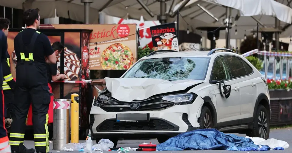 Leipzig car ramming leaves two dead on busy pedestrian street