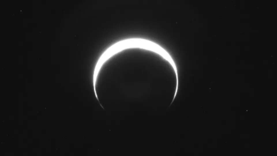 Psyche's Mars moment: a crescent, not a solar eclipse