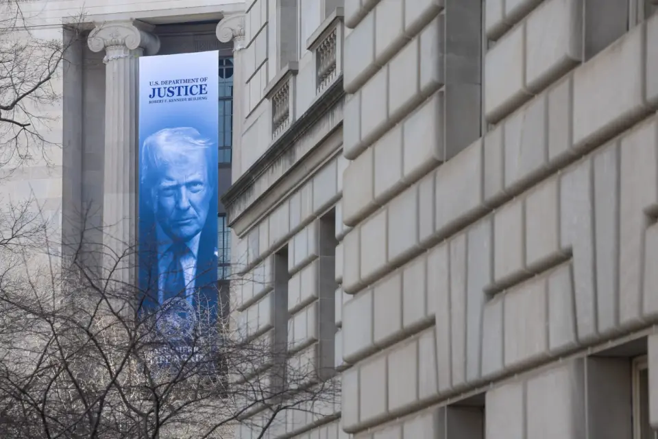 DOJ Subpoenas 13 States for Voter Data as Midterm Litigation Escalates