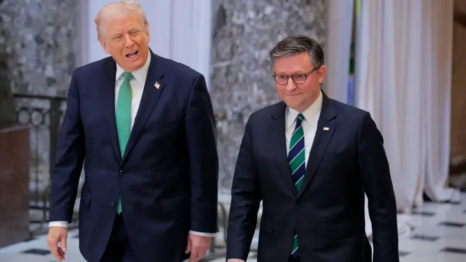 Midterm Spending Reveals GOP Panic in Red States as Democrats Consolidate