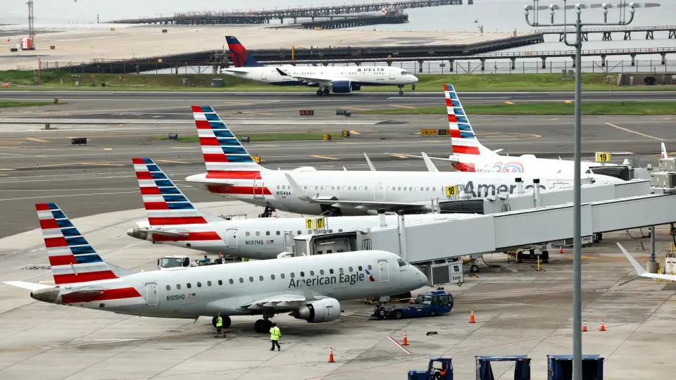 Meta, United Airlines, and Nvidia Lead Premarket Volatility Amid AI Subscription Controversy