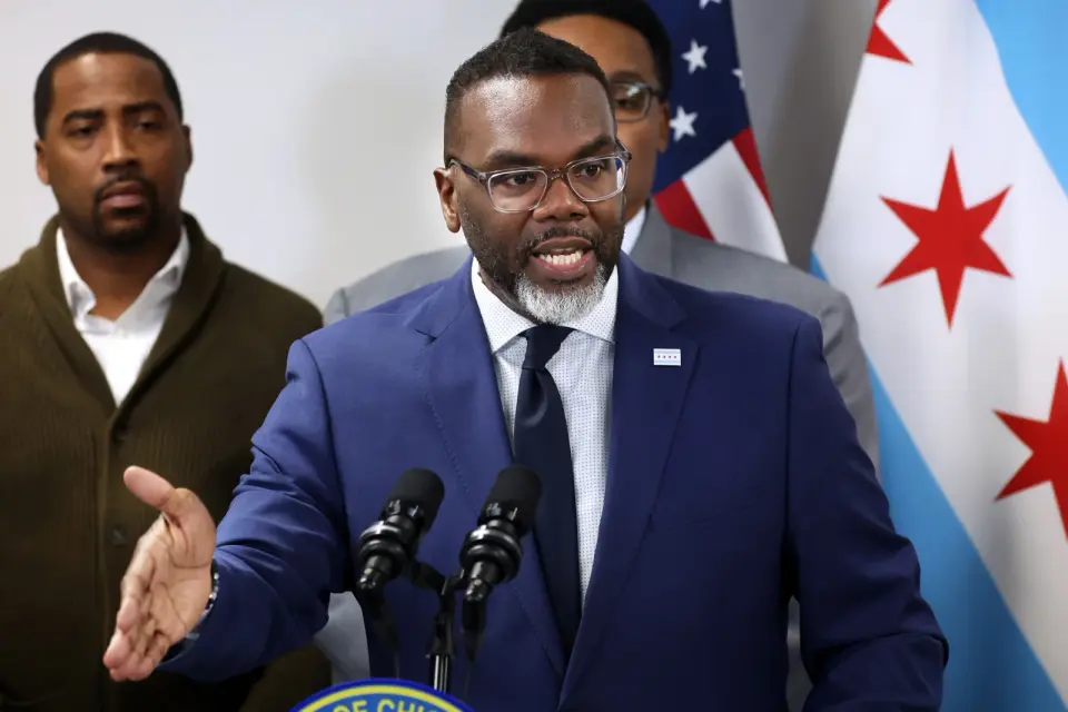 Johnson Revives Corporate Head Tax in 2027 Budget Amid Council Opposition