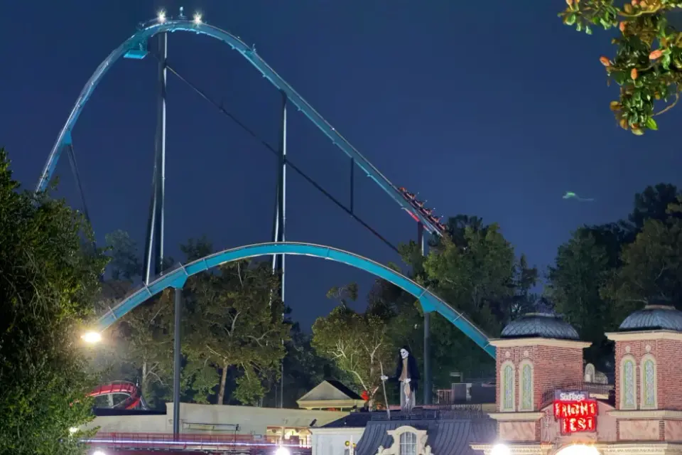 Fatal Incident on Goliath Coaster at Six Flags Over Georgia Prompts Evacuation and Ride Closures