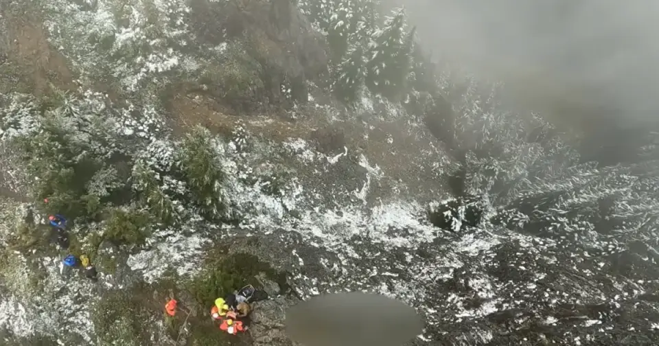 Rescuers Save Injured Hiker After 50-Foot Fall From Mount Si
