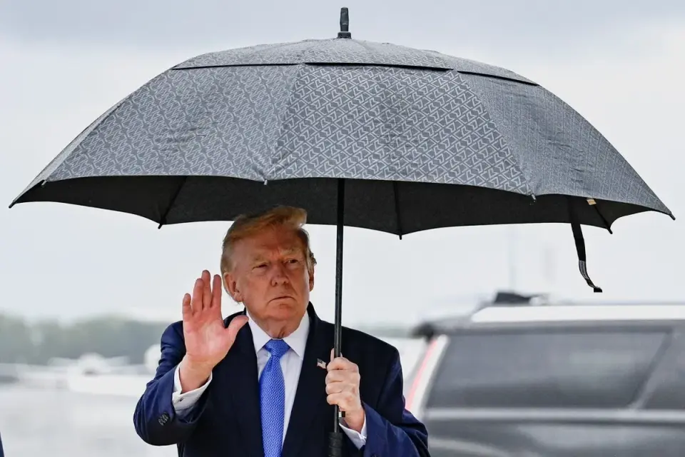 Trump touts 'real polling numbers' but offers no proof