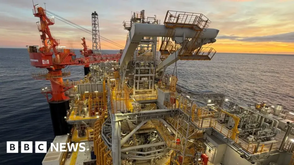 Roseank Oil Field Awaits Final Verdict Amid Harsh North Atlantic Conditions