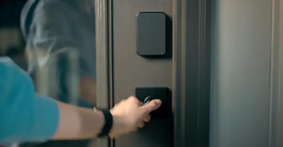 Schlage Sense Pro Unveils Hands-Free UWB Lock With Thread and Aliro