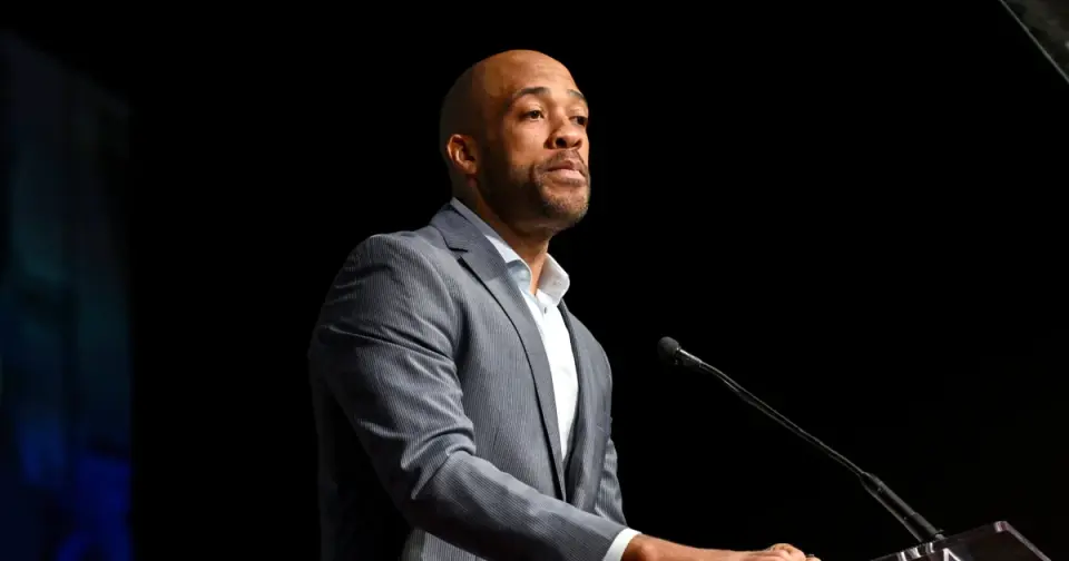 Barnes exits Wisconsin governor race, reshaping a crowded Democratic primary