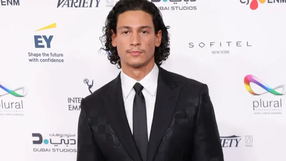 Prime Video Casts McGregor and Sakraya for 'Fourth Wing' Adaptation
