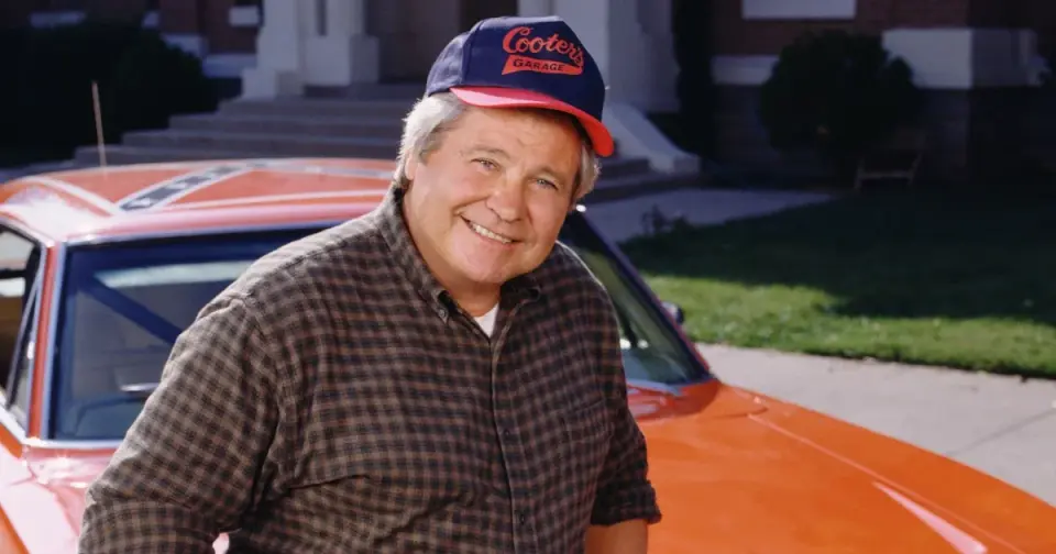 Dukes of Hazzard’s Cooter, ex-Georgia congressman, dies at 84