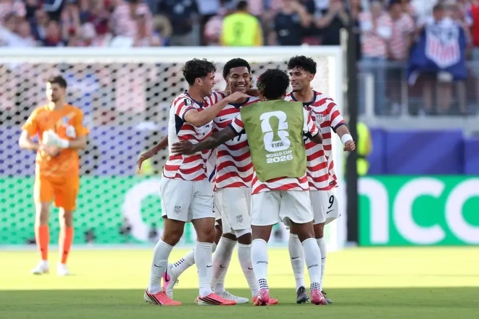 Tillman seals USA’s World Cup last-16 after Balogun red card