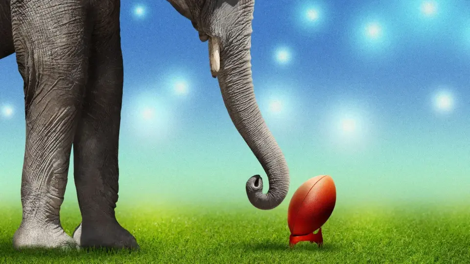 GOP Midterm Convention Faces NFL Competition and Internal Doubts in Dallas