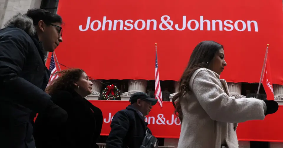 J&J’s Erleada combo before surgery shows strong early cancer clearance and longer time to progression