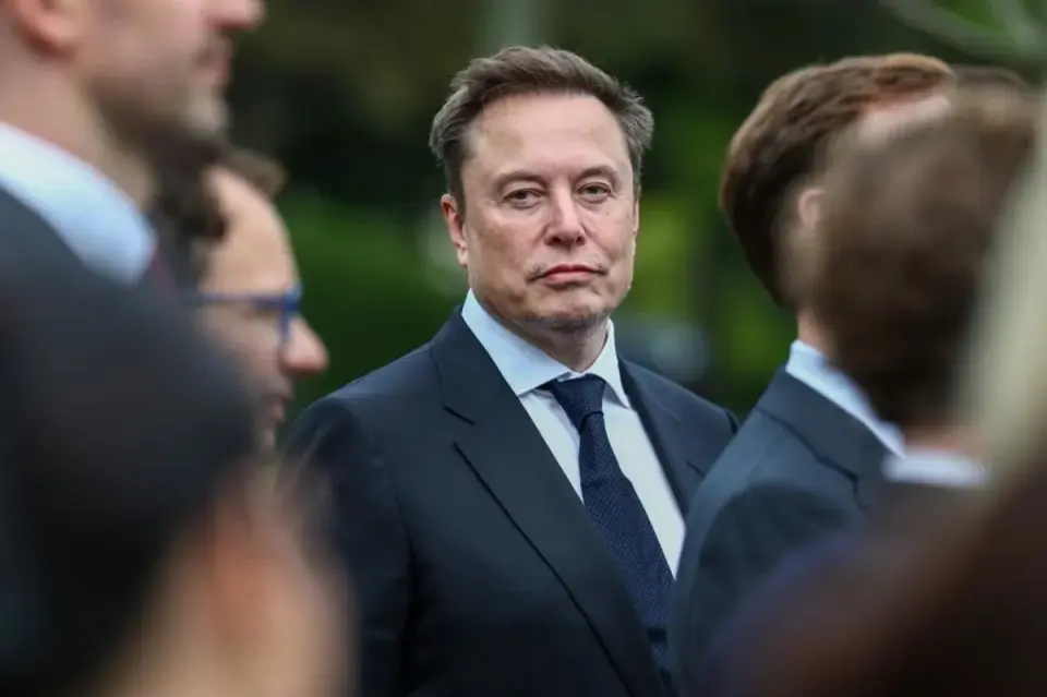 Musk’s Net Worth Swings $61B in a Day as SpaceX and Tesla Shares Rebound